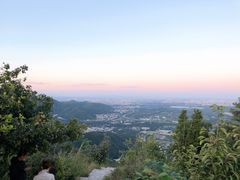 -鬼笑石后山停车场