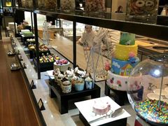 面包甜点陈列柜-新发展亚太JW万豪酒店·福苑咖啡厅