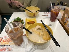 -谭仔米线(皇庭广场店)