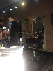 -茶发Salon·烫发染发理发