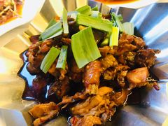 小石炒鸡鸡-花楸树下(观水路店)
