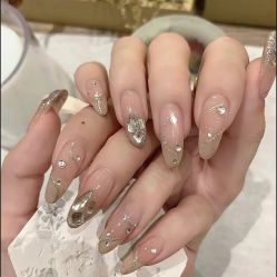 -CM.Nail美甲美睫