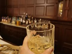 -LONG BAR 廊吧(外滩华尔道夫酒店)