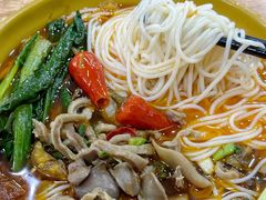 -乡村鸡杂米线(汉渝路店)