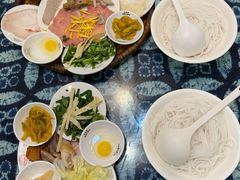 -桥香园云南过桥米线(金马碧鸡店)