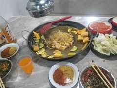 -辣贵州烙锅(洪德路店)