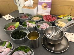 -晓沸牛肉海鲜小火锅(白湖亭万达广场店)