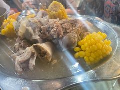 筒子骨玉米-昱龙大盆牛蛙馆(三兴街总店)