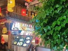 -头上红煨盐鸡乡村食府