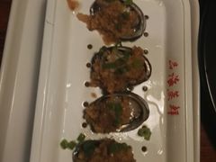 蒜香蒸七孔鲍鱼-蟹谢蒸鲜自助餐厅
