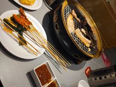 -山焱·炭火自助烤肉(周浦万达店)