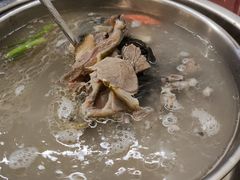 -老石黑山羊毛驴肉火锅(金凯广场店)