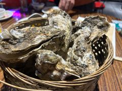 -蚝堡海鲜·威海菜·海肠捞饭·烧烤·亚洲吃蚝公司(幸福门店)