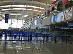 -上海浦东国际机场-T2航站楼