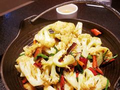 -万重锦·人文川菜馆(骡马市店)