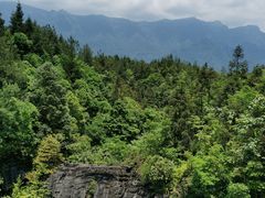 -梭布垭石林景区