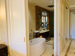 -中旅阿那亚九龙湖·公主酒店