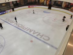 -冠军冰场CHAMPION RINK(百年港湾奥特莱斯店)