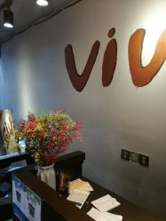 -茶发Salon·烫发染发理发