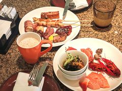 -怡咖啡海鲜自助餐厅(浦东香格里拉店)