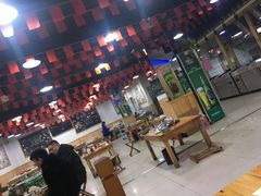 大堂-咱屯子铁锅炖(洪楼店)