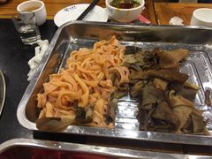 -金鼎雪山牦牛杂火锅(理县总店)