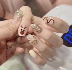 -悦指间美甲美睫