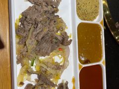 -牛鲜盛齐齐哈尔烤肉(曹路店)