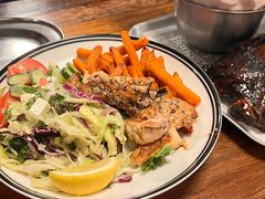 -Ribs & Burgers The Rocks