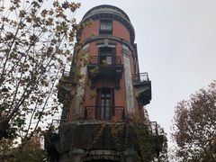 -巴公房子