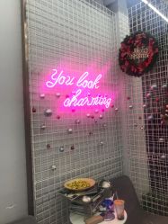 -茶发Salon·烫发染发理发