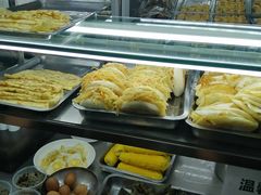 -聚德华天护国寺小吃(甜水园店)
