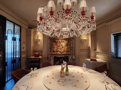 -弦月窗LUNETTE BY AMANDA(复兴路店)