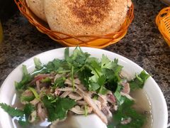 羊杂汤-清真喜兰老丁羊汤特色小吃