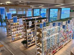 -猫的天空之城概念书店(北戴河蔚蓝海岸店)