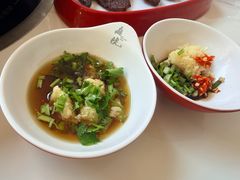 -毛辣果·贵州红酸汤牛肉火锅(西单店)