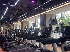 -威克健身游泳(万菱汇店)