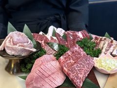 -铭牛烧肉·和牛海鲜自助(高新月牙湖店)