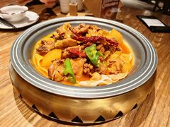 沙湾大盘鸡-耶里夏丽·新疆菜·家庭聚场(百联中环购物广场店)