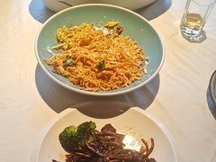 -八府香鸭·啫啫煲(华山路店)