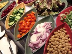 沙拉吧-上海东方佘山翰悦阁酒店·Vie全日制餐厅