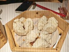 蚝皇蜜汁叉烧包-新雅(丰盛里店)