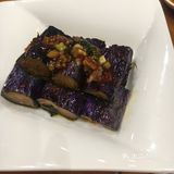 辣味是不吃辣的人都OK。丝瓜小笼包别有一番风味