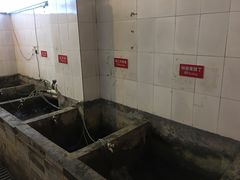 -野山舂·贵州现舂酸汤牛肉(东山店)