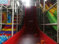 -嗨蹦Hi Boom蹦床工厂·蹦床公园