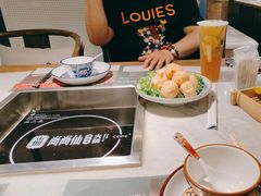 -尚尚仙·酸汤猪手·猪肚鸡火锅(华联万柳购物中心店)