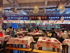 -老闵田螺馆·南昌市井菜·特色小吃(总店)