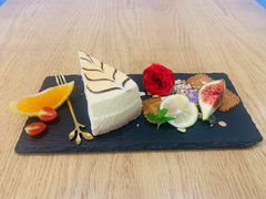 -Rabbit Cafe私房西餐甜点咖啡(栖霞路店)