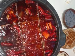 -卤校长老火锅(杨家坪直营店)