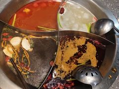 -华晟山城火锅(开发区港西东阁里店)